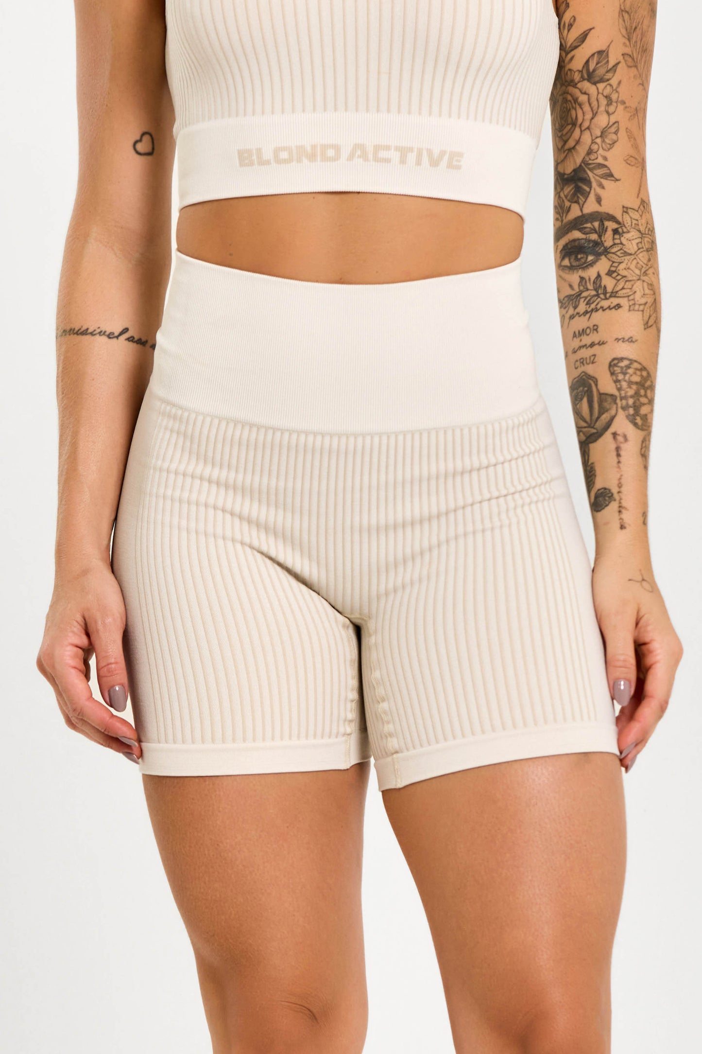 Short Feminino Energy em Lycra Seamless Tex Off White