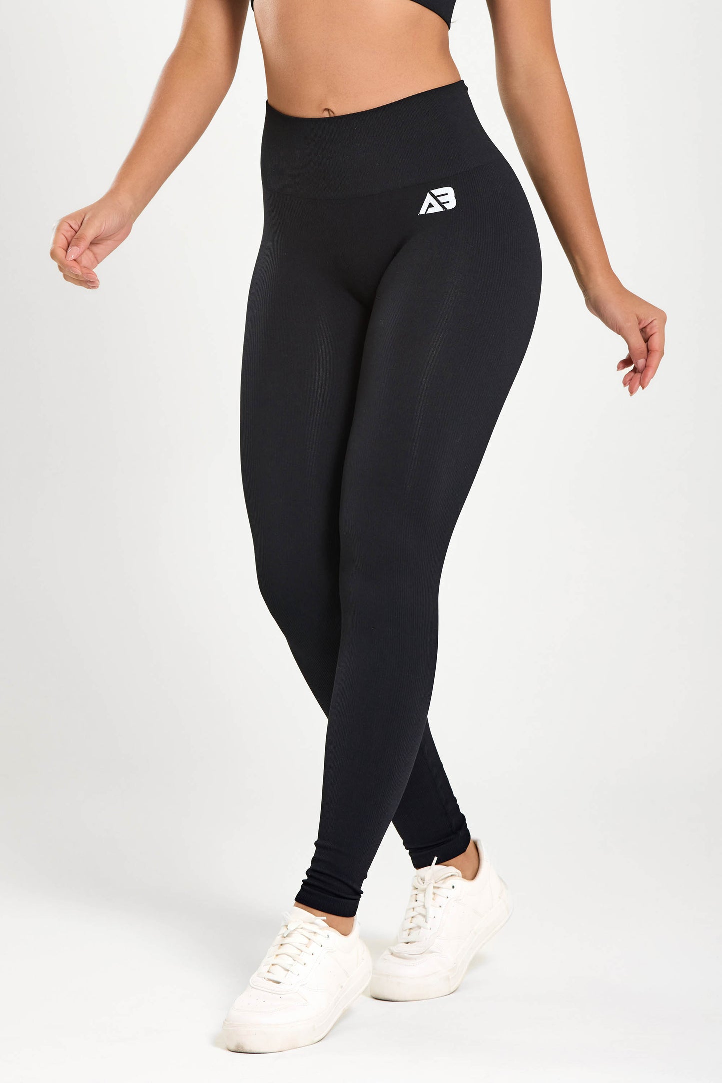 Conjunto Canelado Seamless Preto Top + Legging UV+