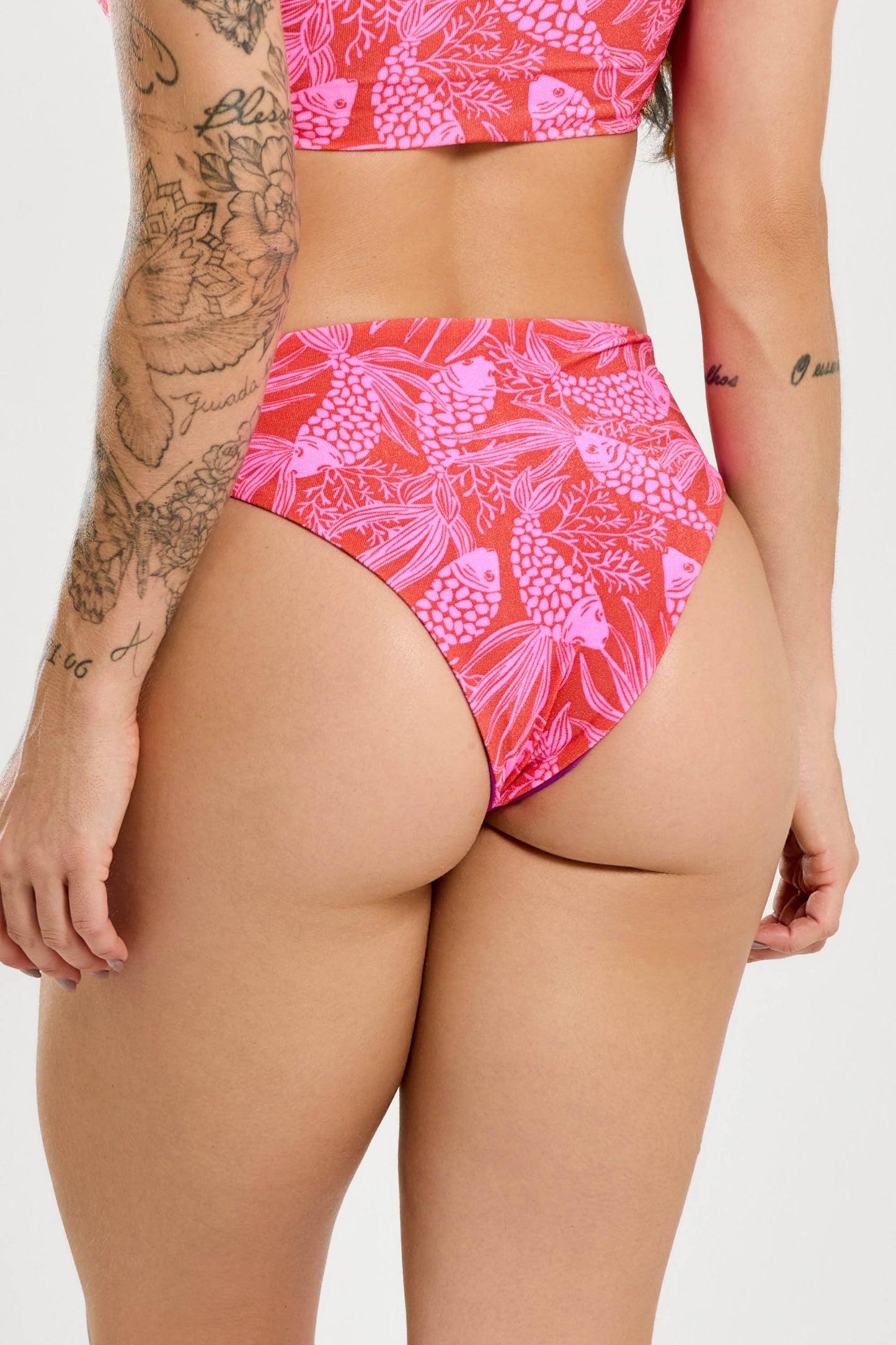 Calcinha Hot Pants Carpa Pink Conforto, Sustentação e UV+50