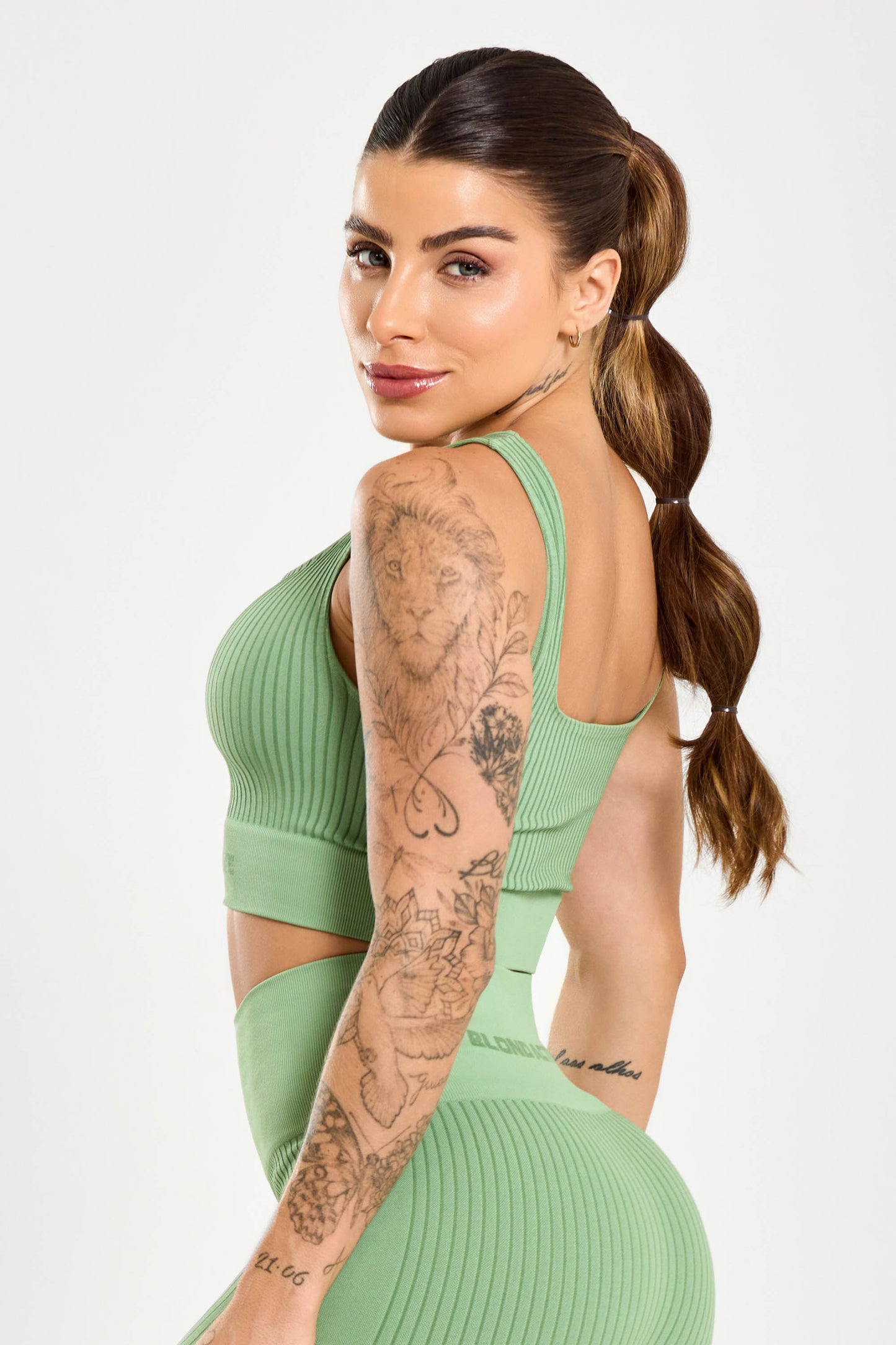 Conjunto Energy Seamless Tex Top Anatômico + Legging Canelada (Verde)